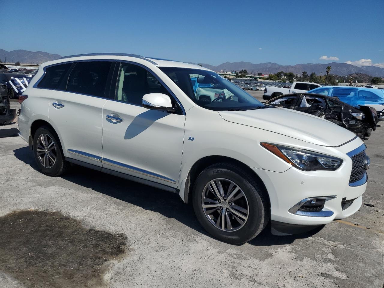 2019 Infiniti Qx60 Luxe - Фото 4