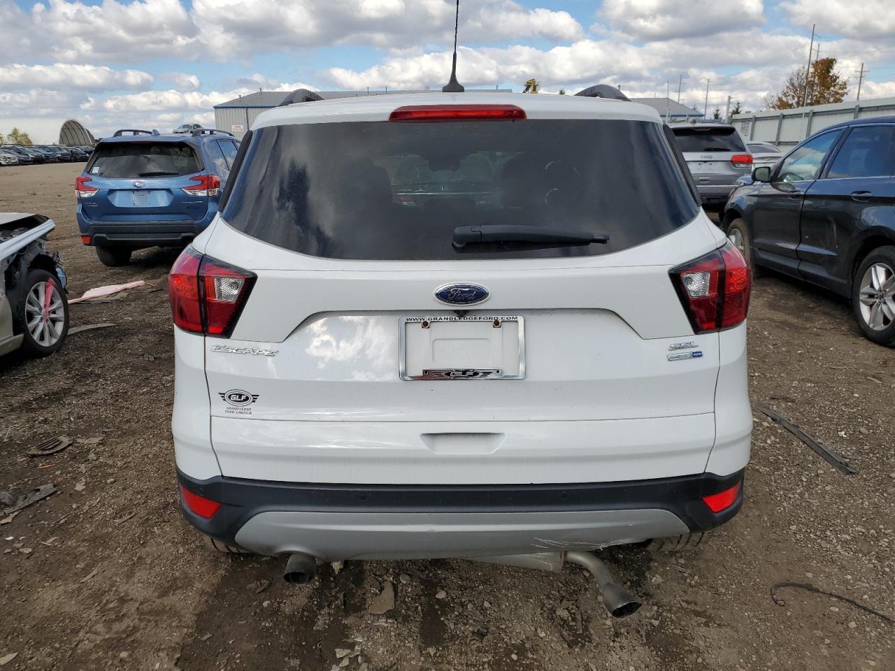 2019 Ford Escape Sel - Фото 6