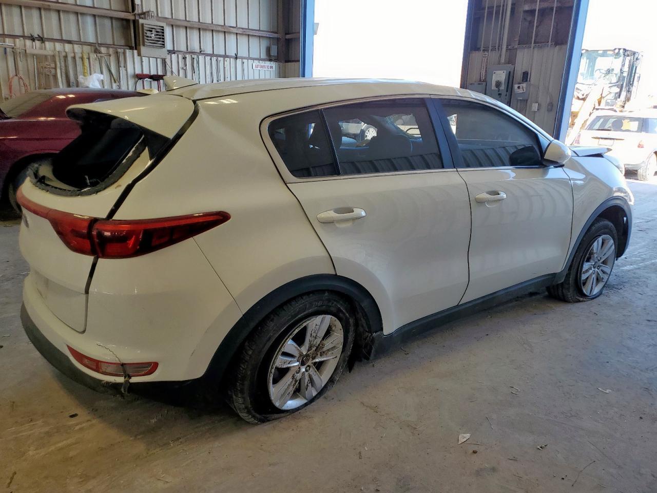 2019 Kia Sportage Lx - Image 3