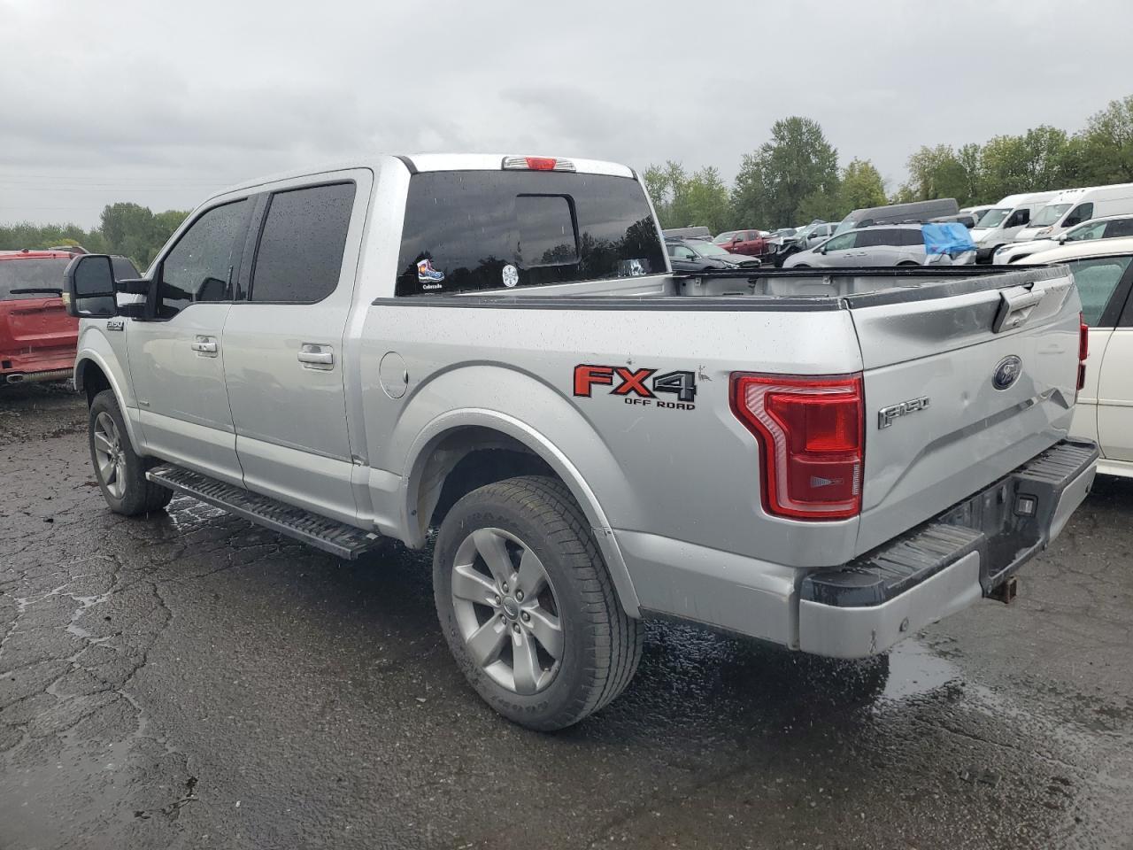 2015 Ford F150 Supercrew - Фото 2