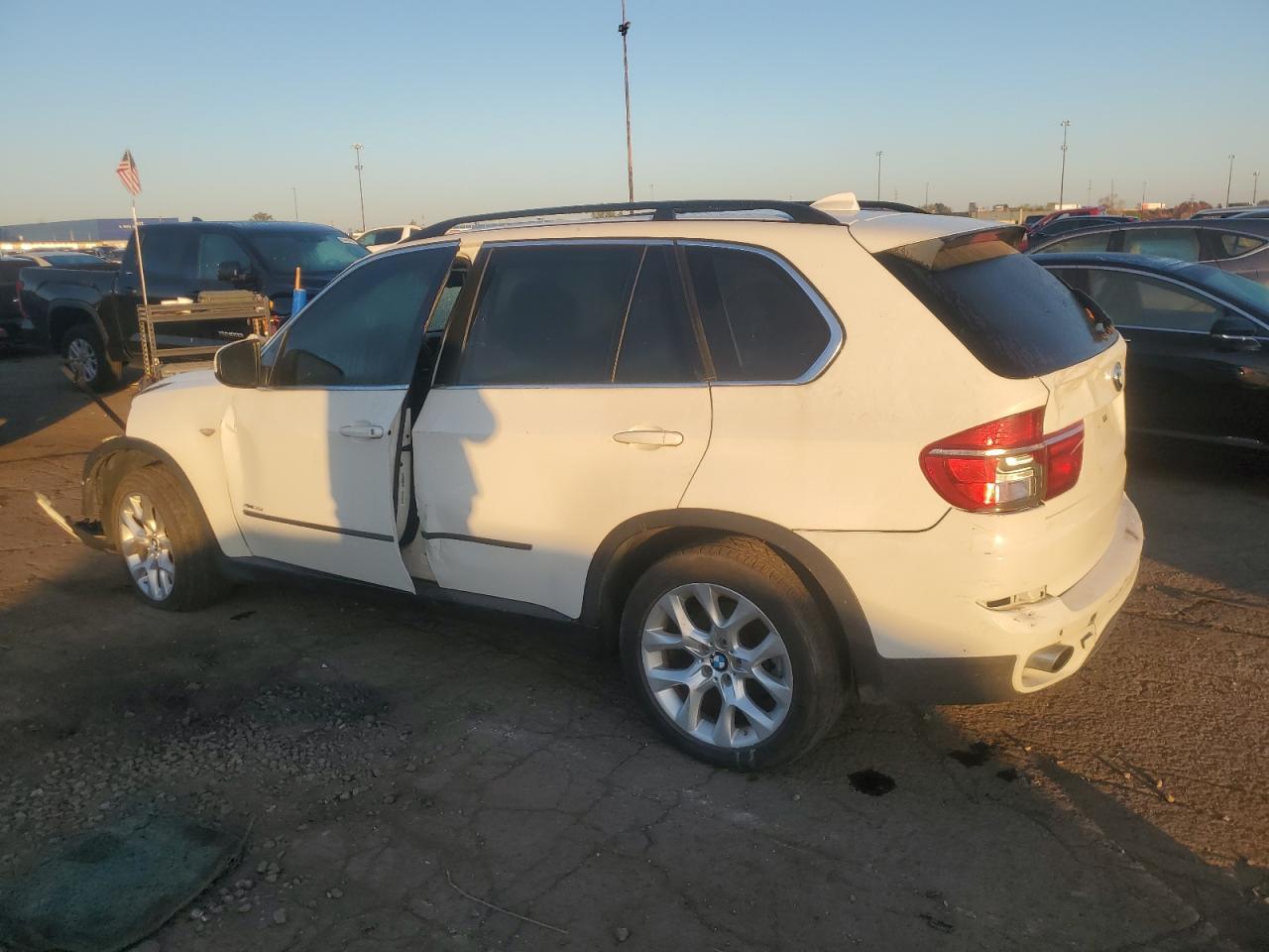 2013 BMW X5 - Image 2