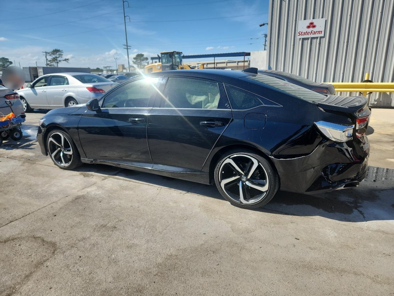 2019 Honda Accord Sport - Image 2