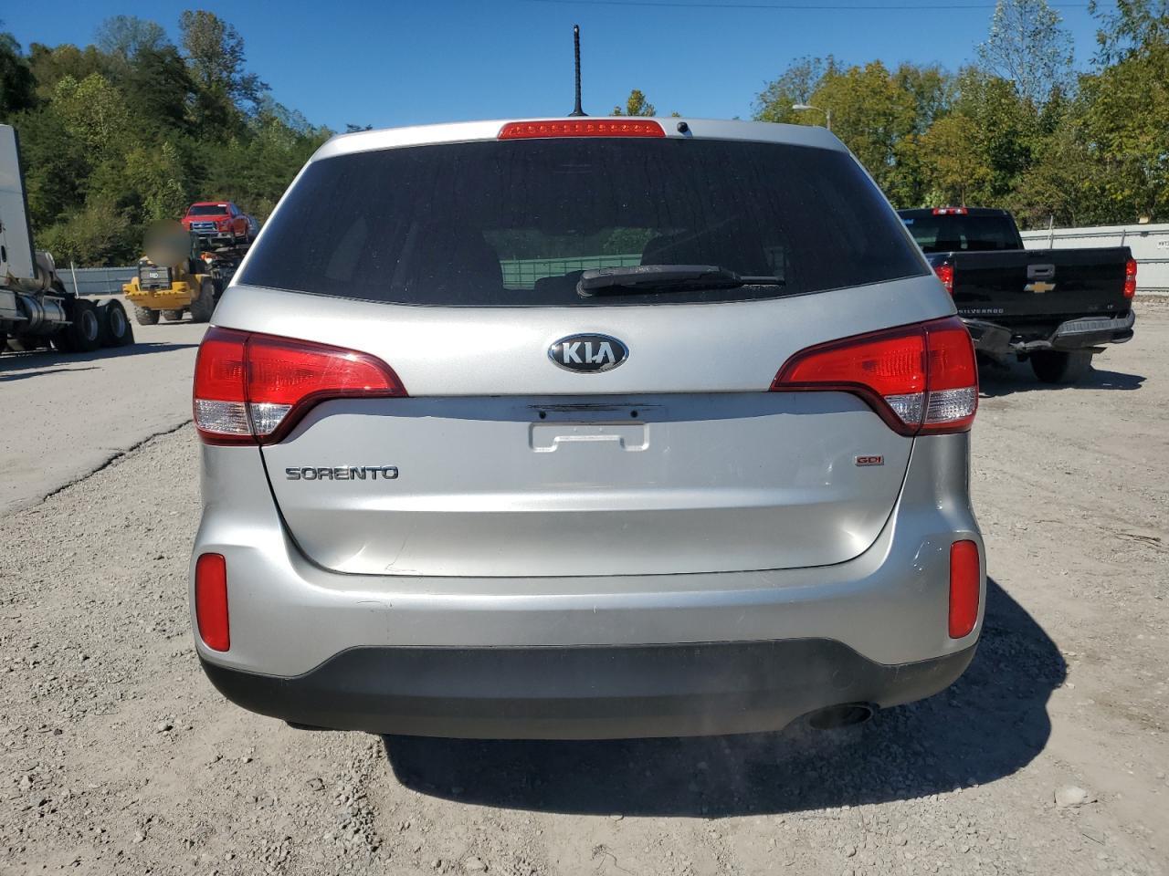 2015 Kia Sorento Lx - Фото 6