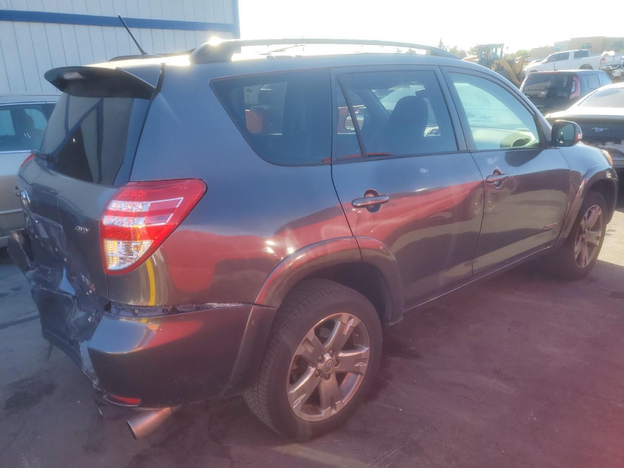 2011 Toyota Rav4 Sport - Фото 3