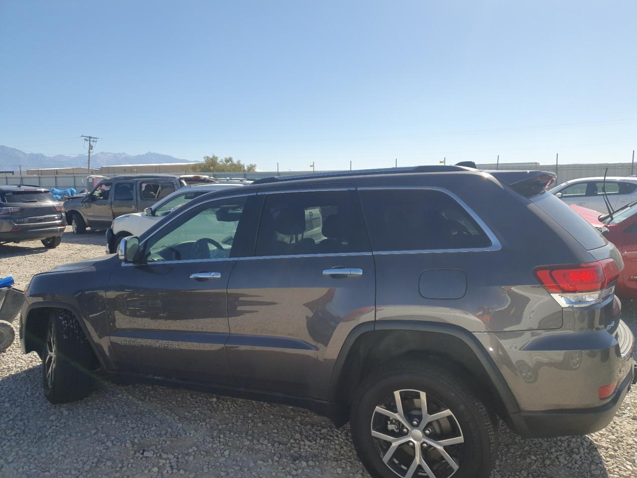 2021 Jeep Grand Cherokee Limited - Image 2