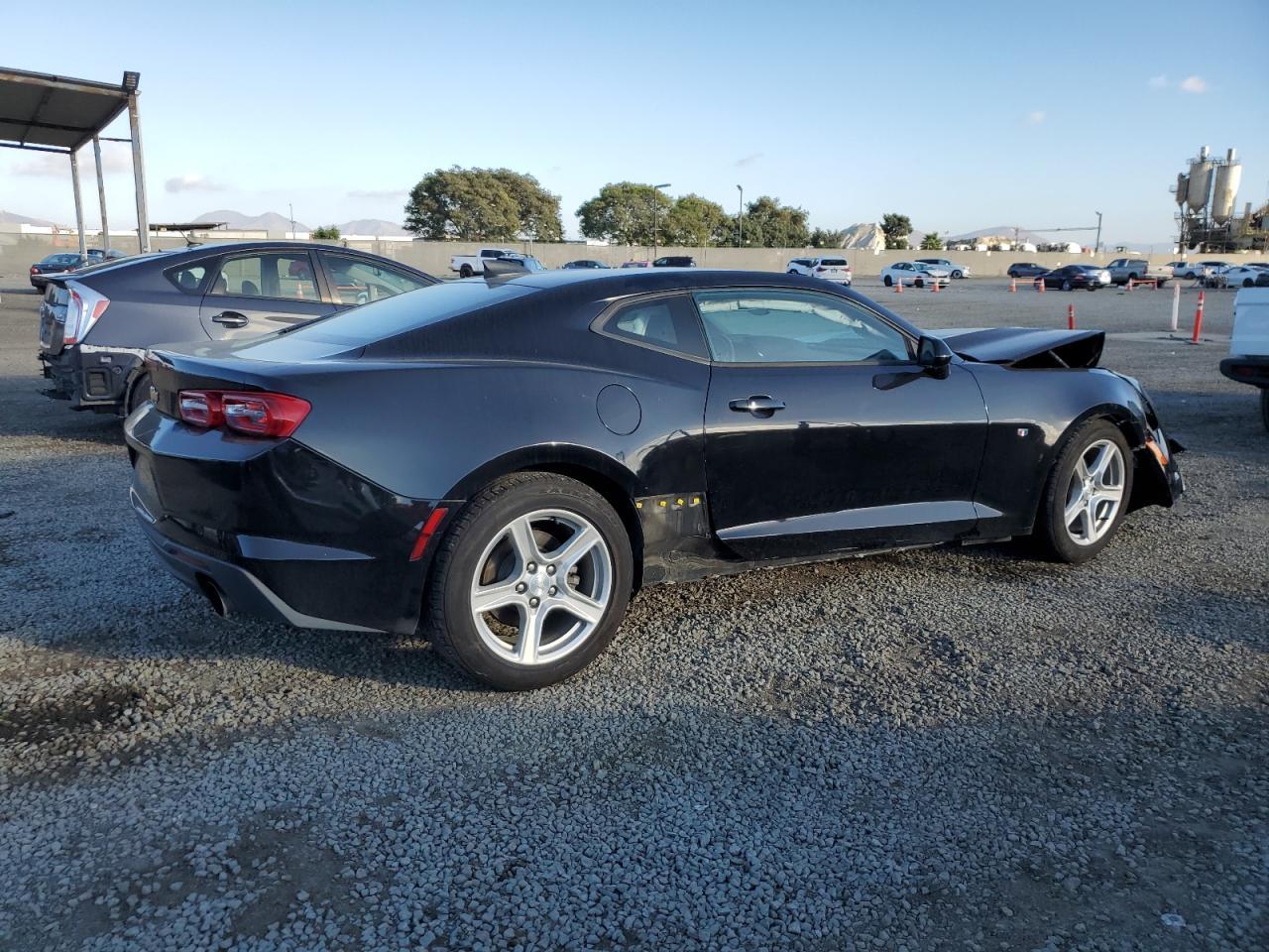 2019 Chevrolet Camaro Ls - Image 3