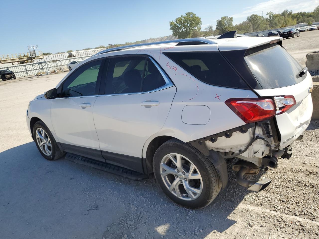 2020 Chevrolet Equinox Lt - Фото 2