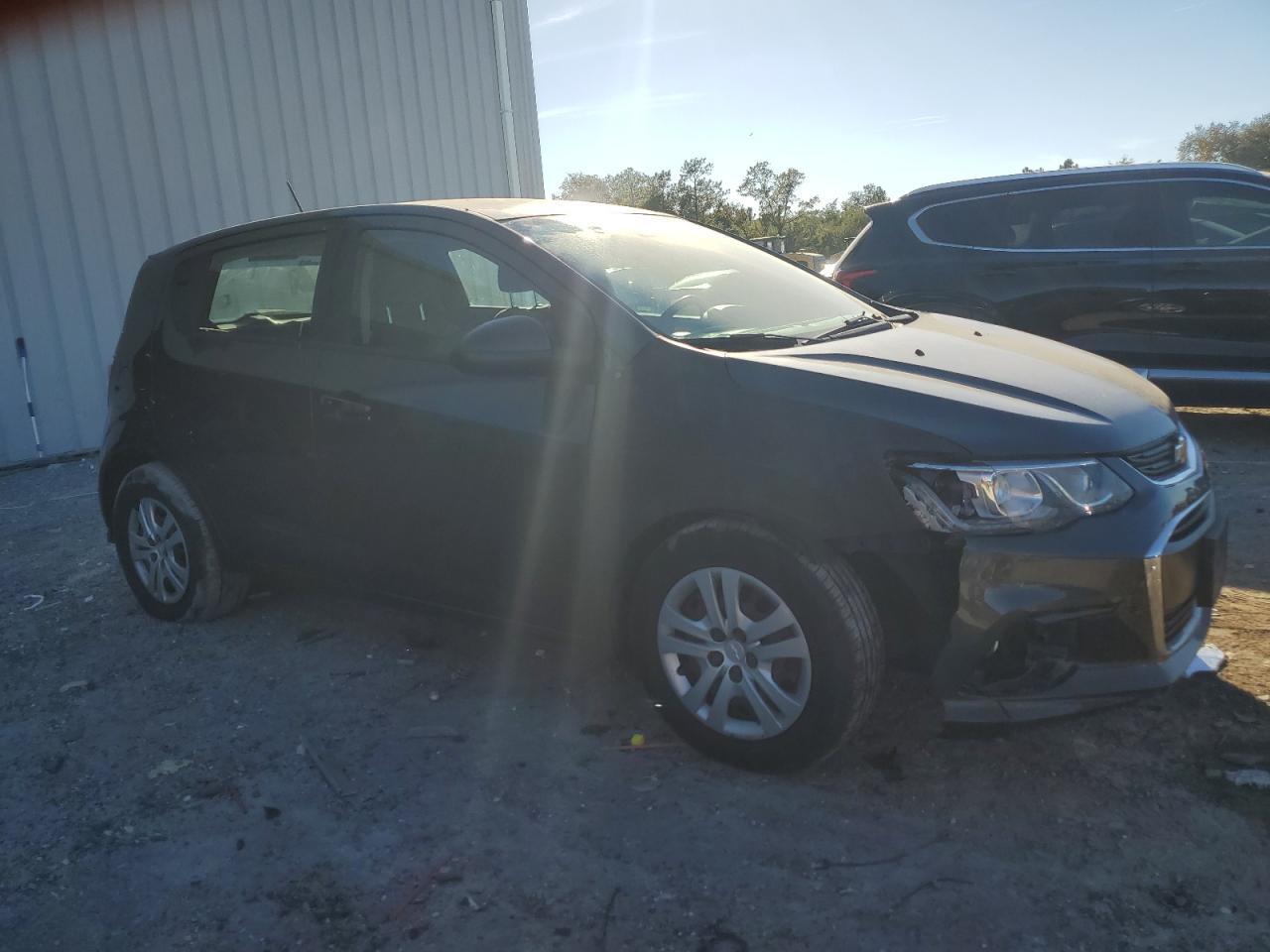 2020 Chevrolet Sonic - Фото 4