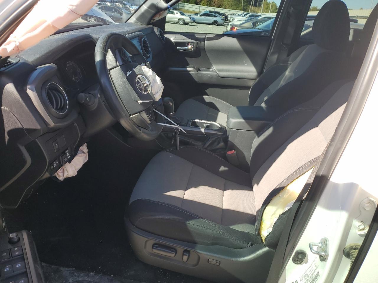 2023 Toyota Tacoma Double Cab - Image 7