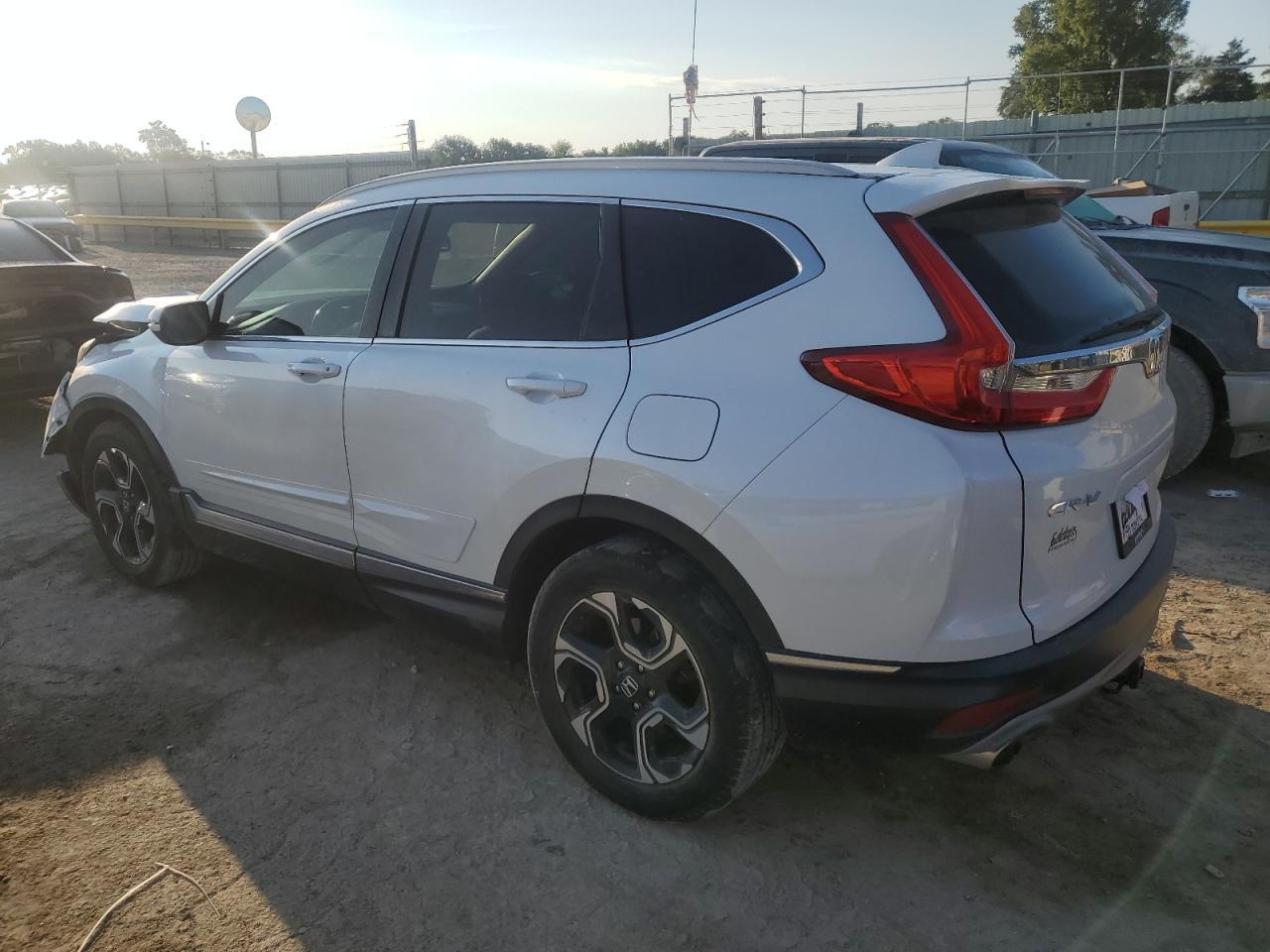 2019 Honda Cr-V Touring - Фото 2