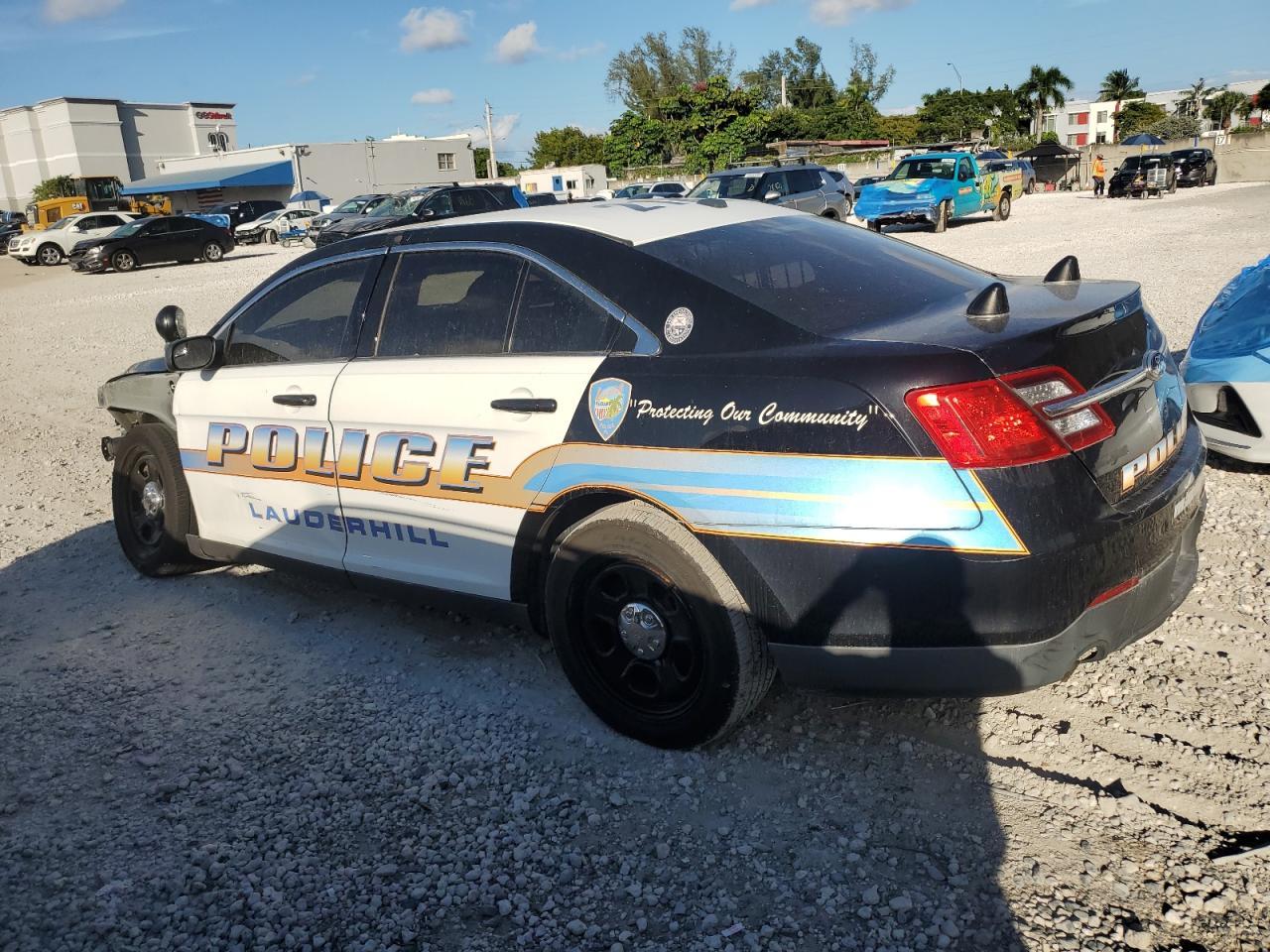 2015 Ford Taurus Police Interceptor - Image 2