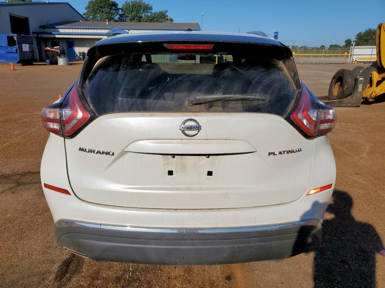 2015 Nissan Murano S - Image 6