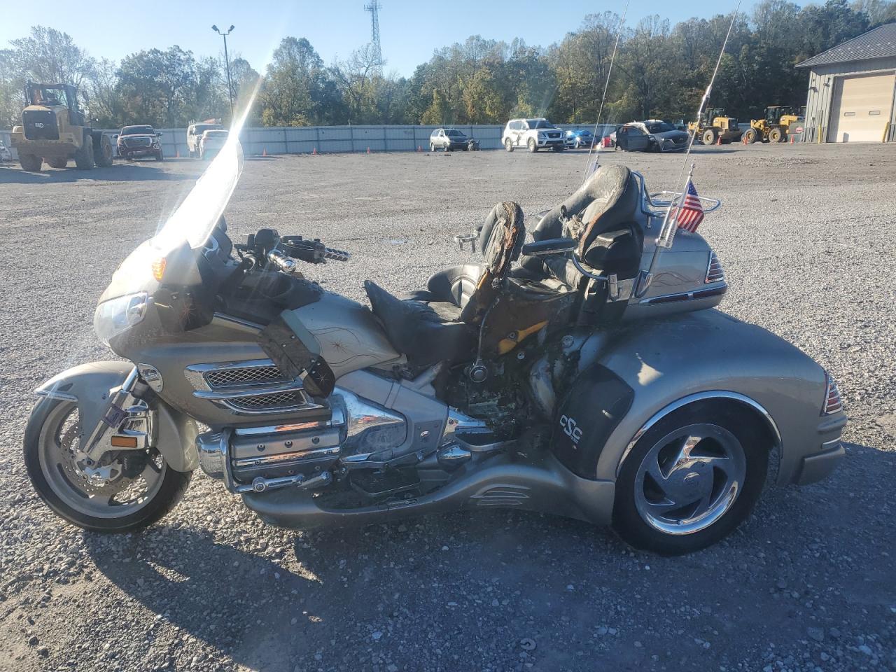 2003 Honda Gl1800 - Image 3