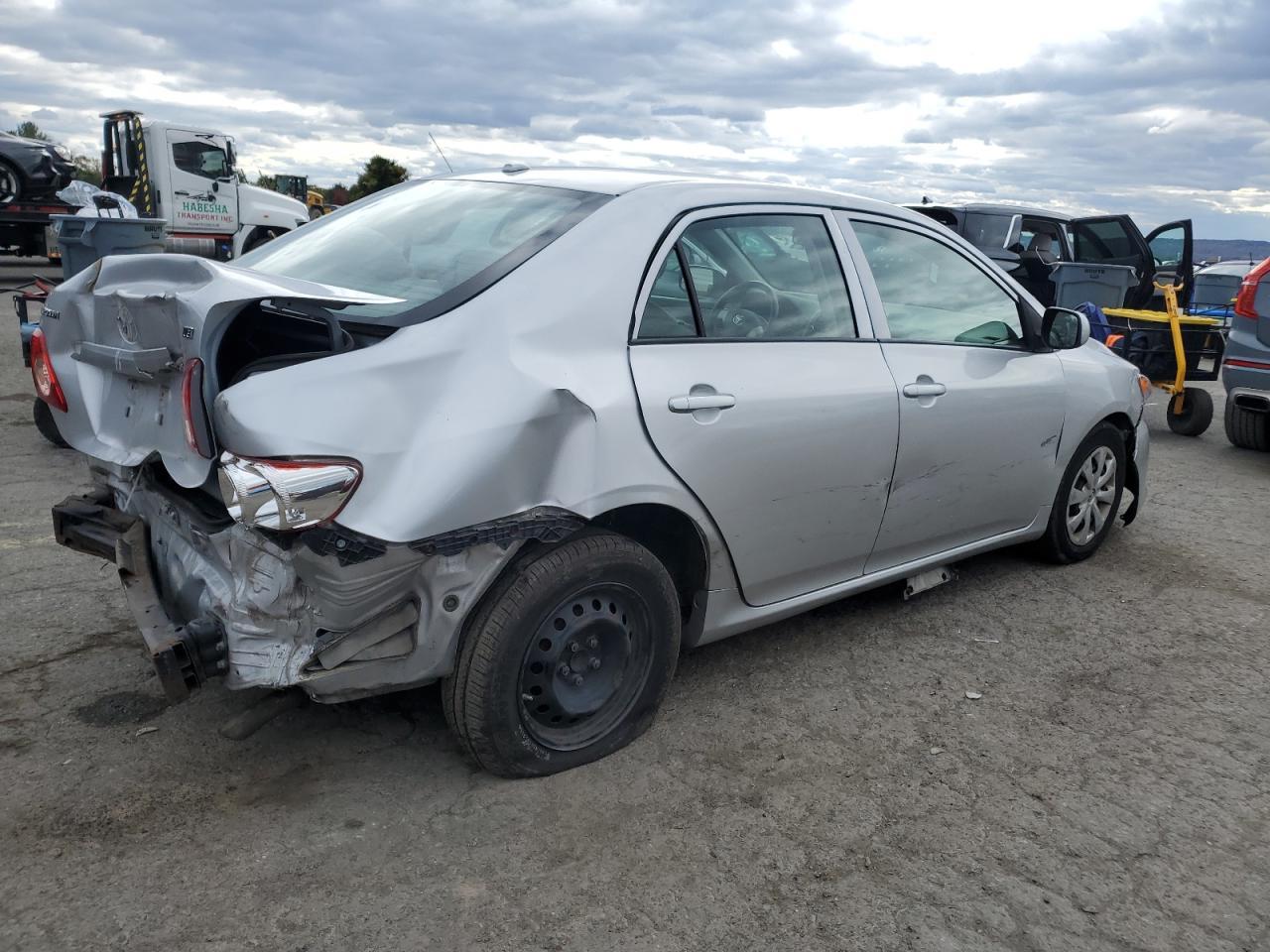 2010 Toyota Corolla Base - Фото 3