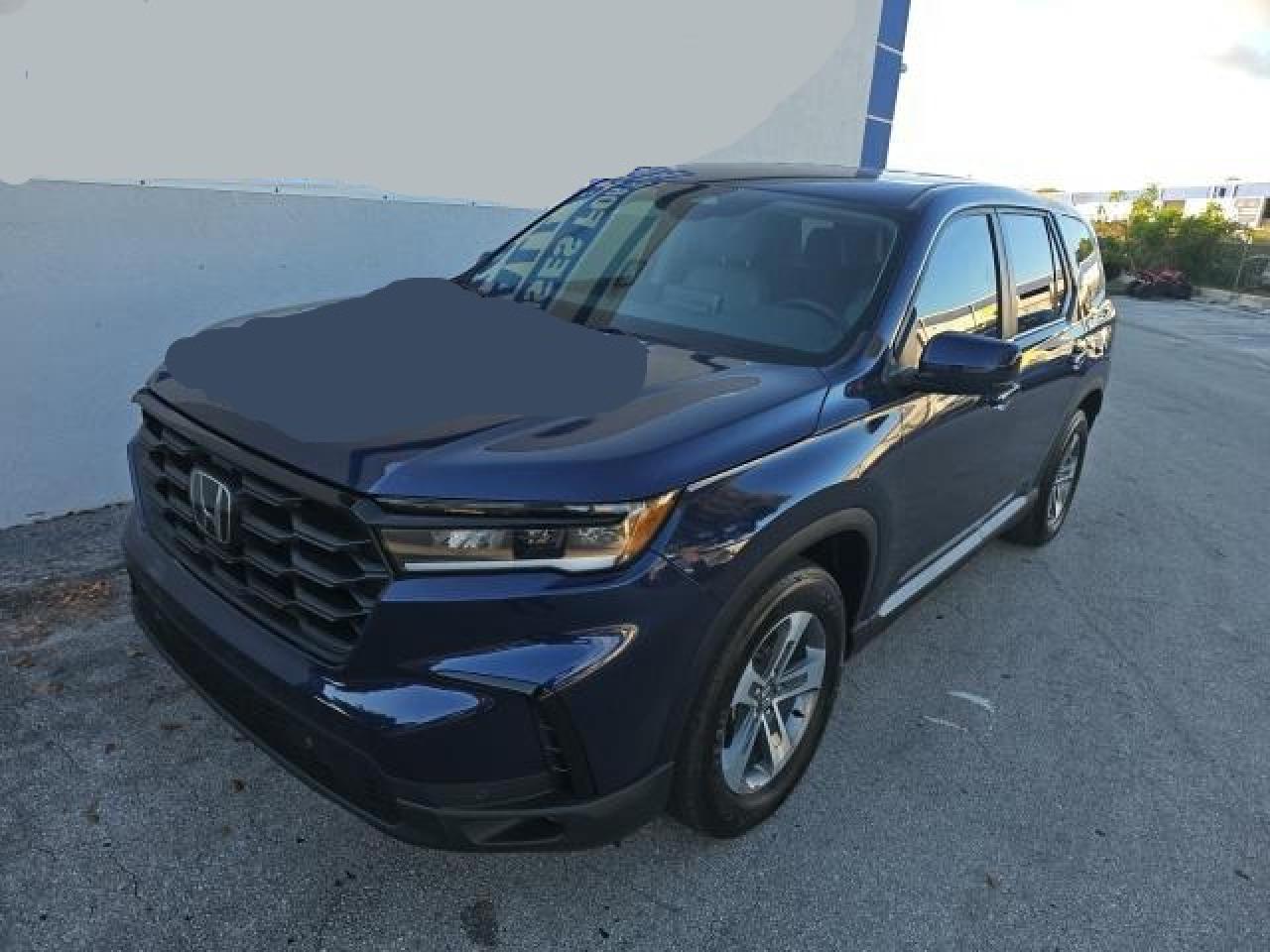 2025 Honda Pilot Exl - Image 2