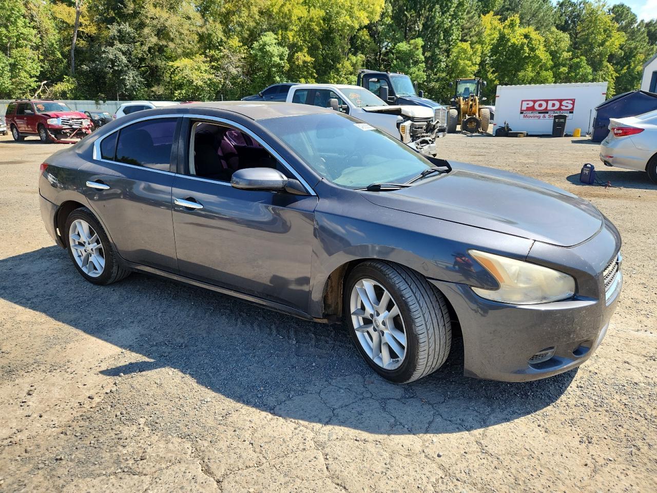 2009 Nissan Maxima S - Image 4
