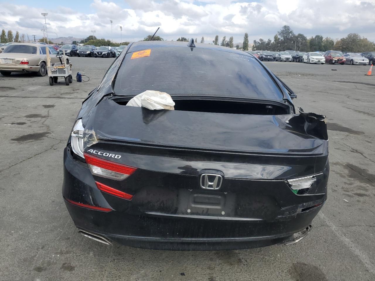 2020 Honda Accord Sport - Image 6