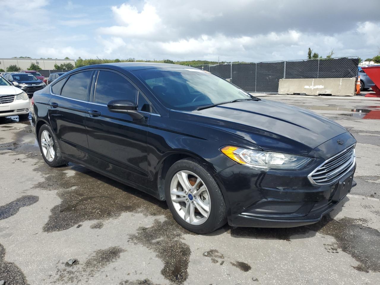 2018 Ford Fusion Se - Фото 4