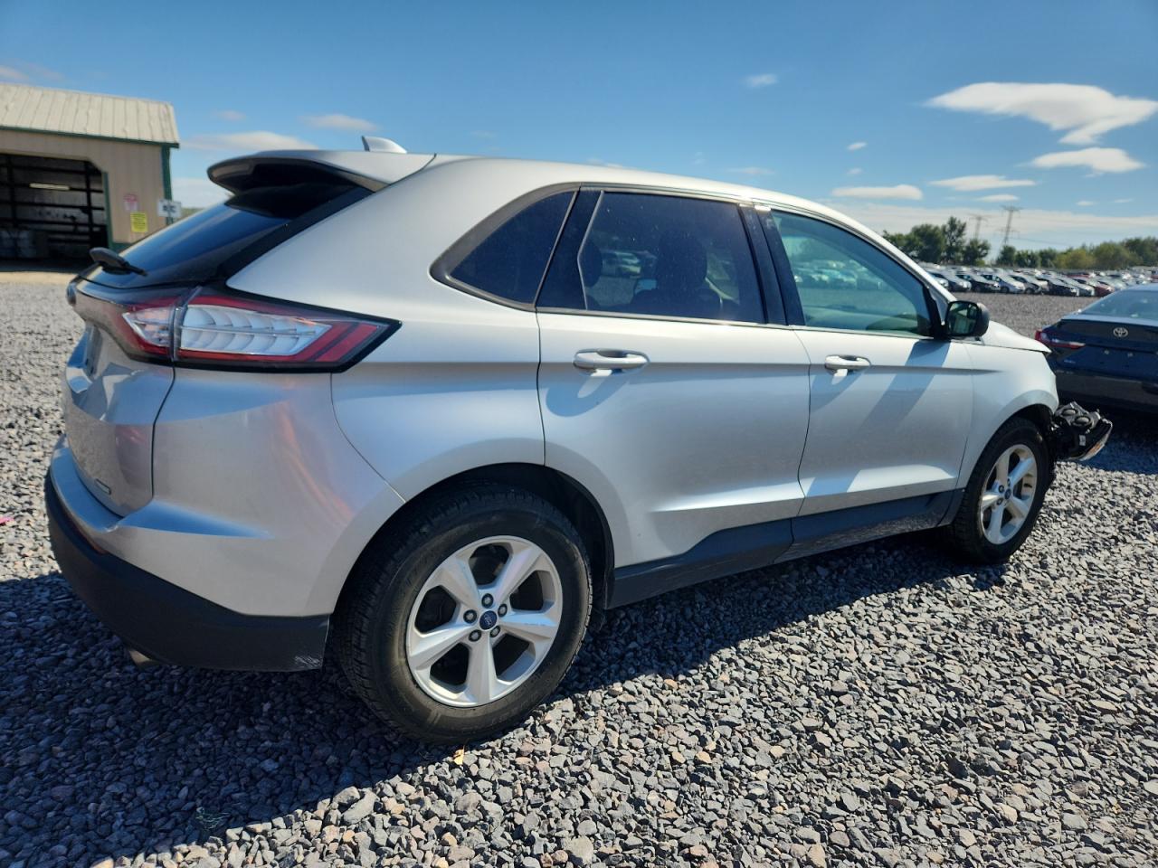 2017 Ford Edge Se - Image 3