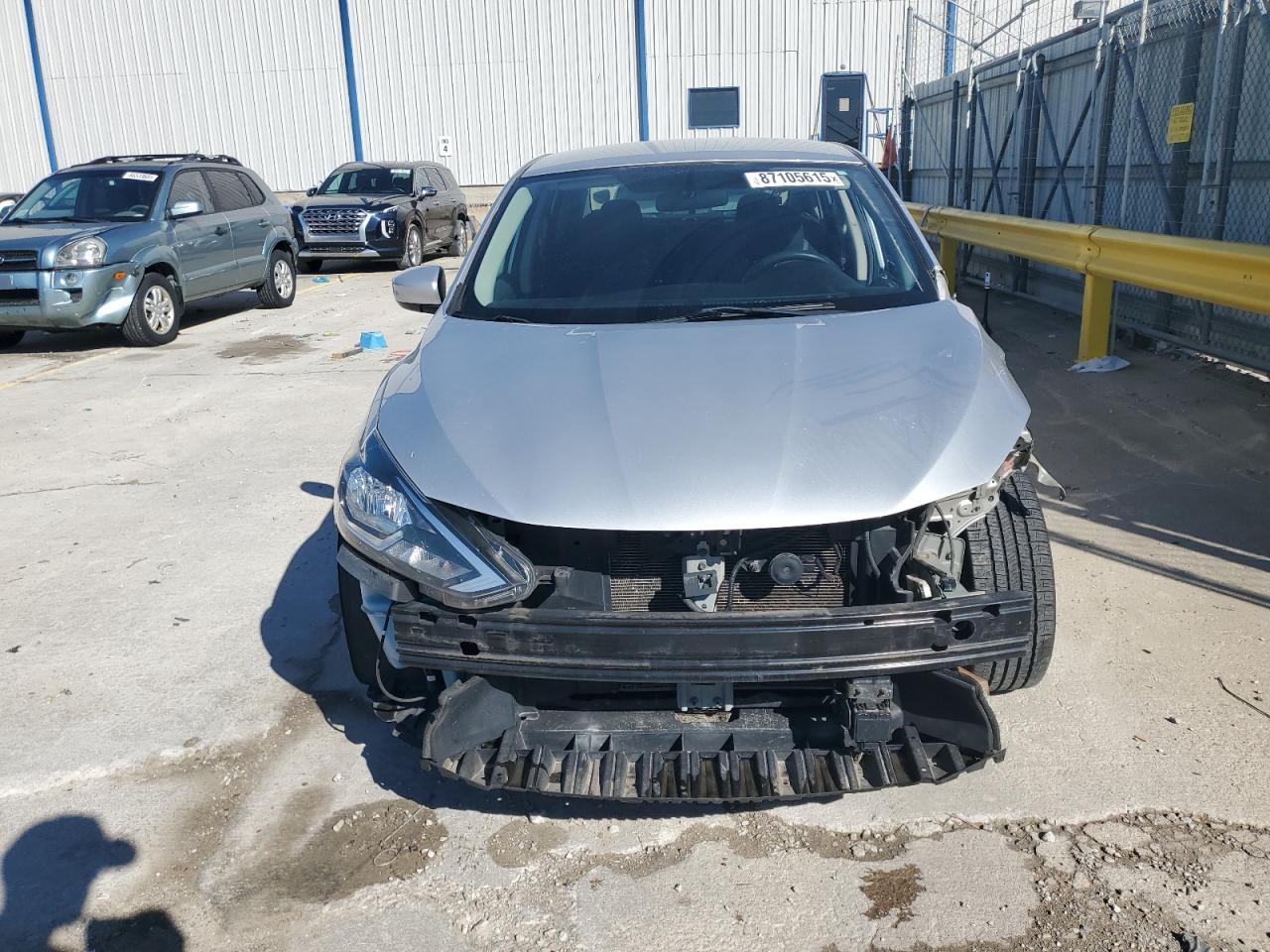 2018 Nissan Sentra S - Image 5