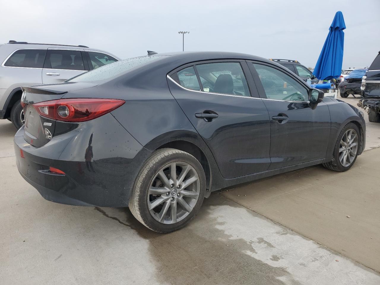 2018 Mazda 3 Grand Touring - Фото 3