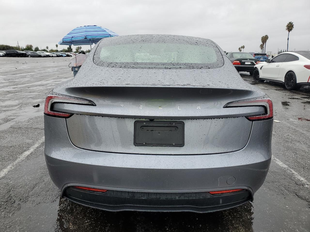 2025 Tesla Model 3 - Image 6