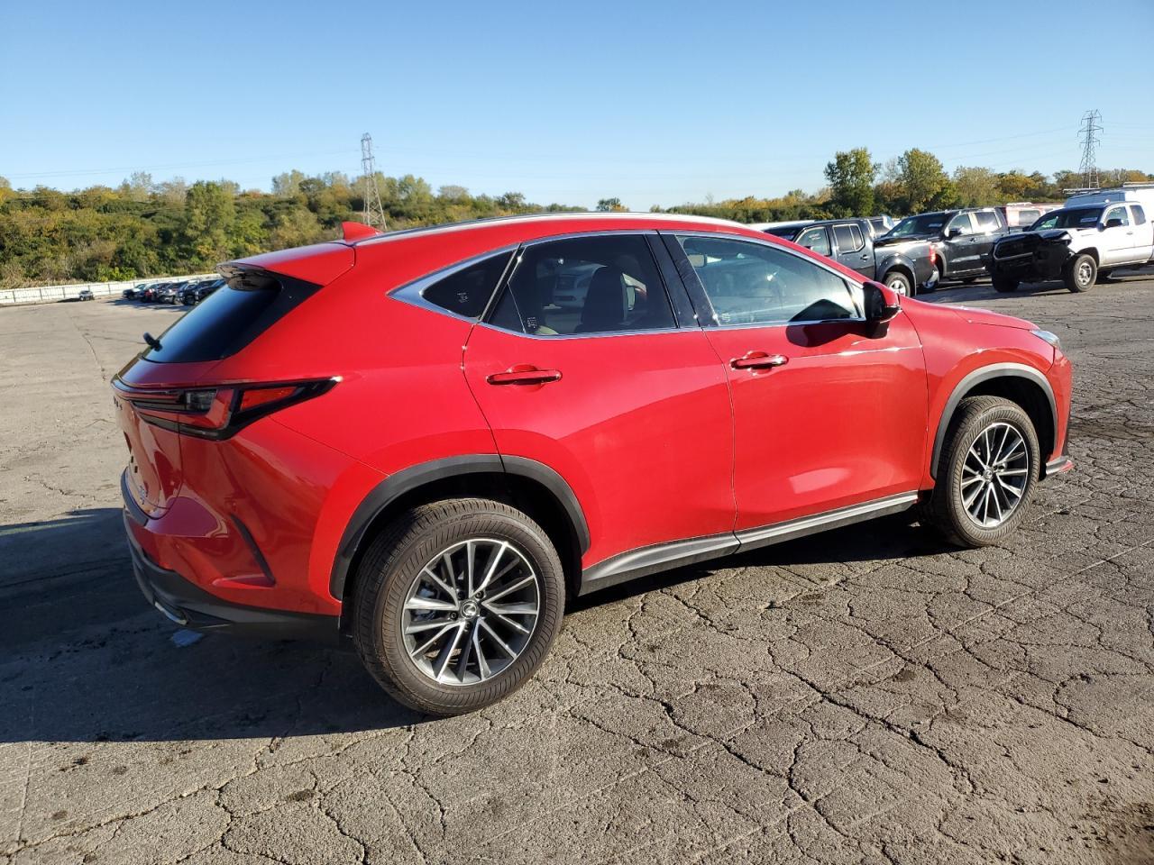 2024 Lexus Nx 350 Premium - Image 3