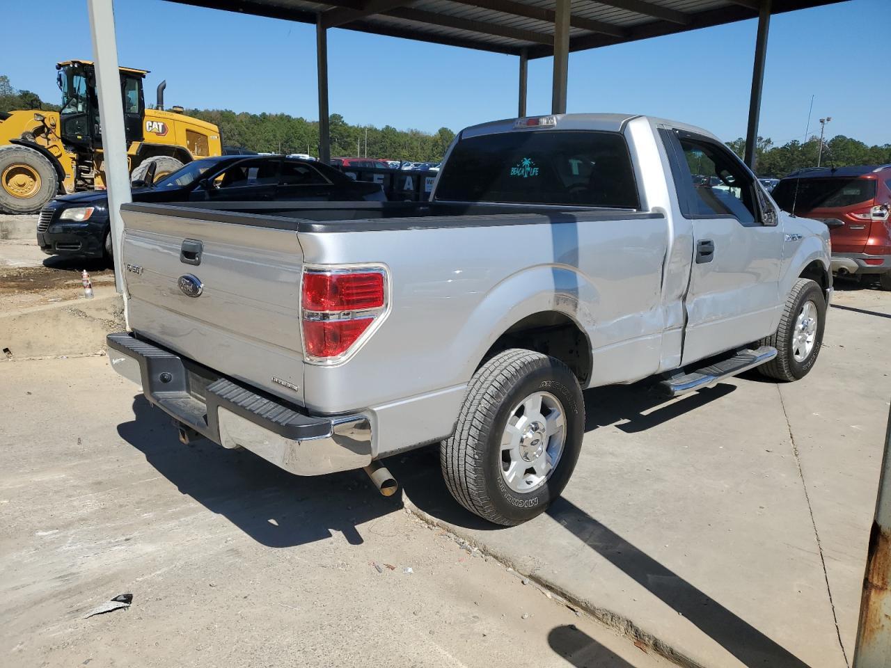 2014 Ford F150 - Фото 3