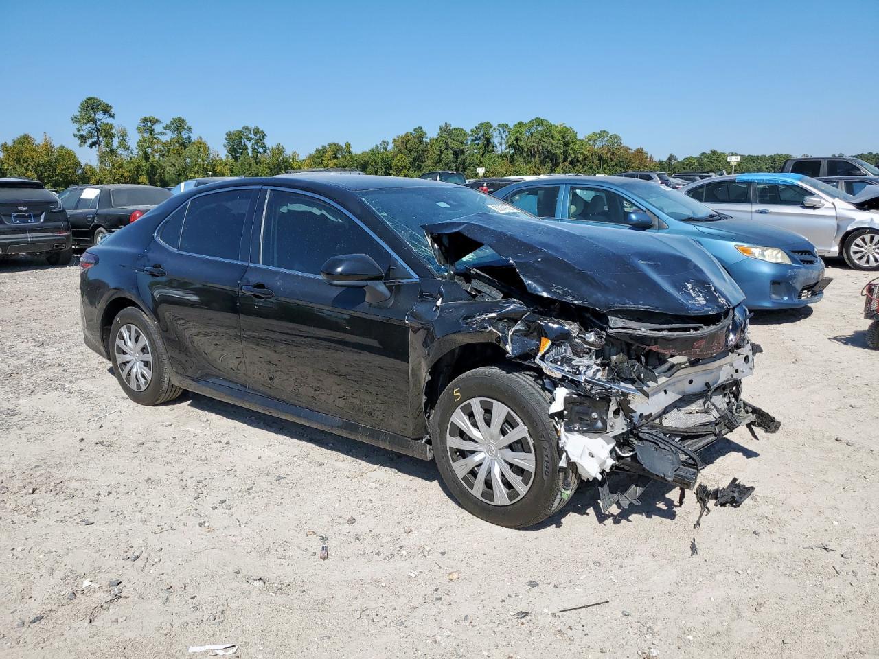 2023 Toyota Camry Le - Image 4