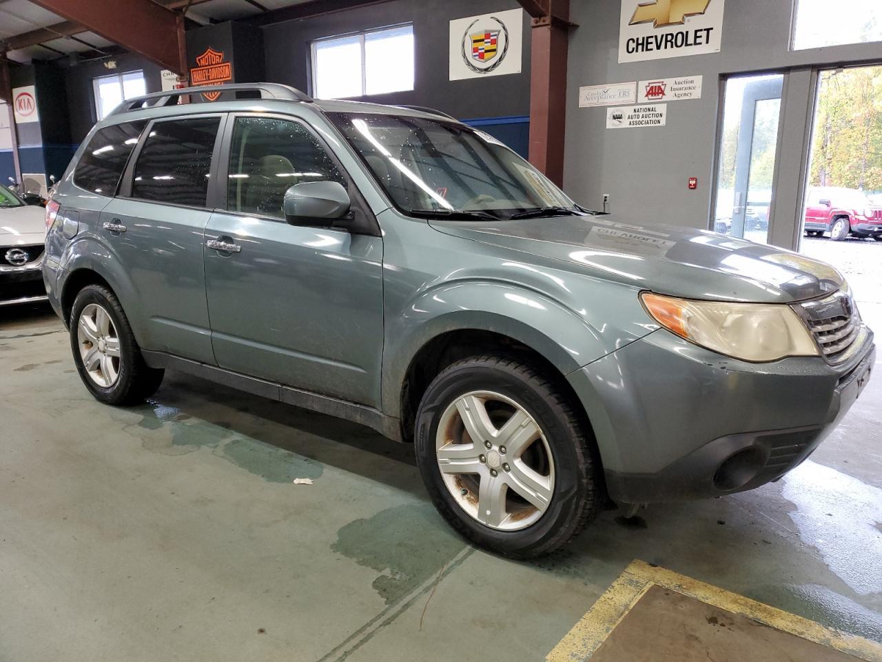 2010 Subaru Forester 2.5X Premium - Фото 4