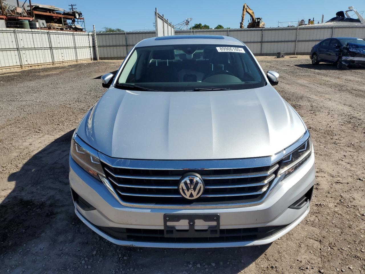 2021 Volkswagen Passat Se - Image 5