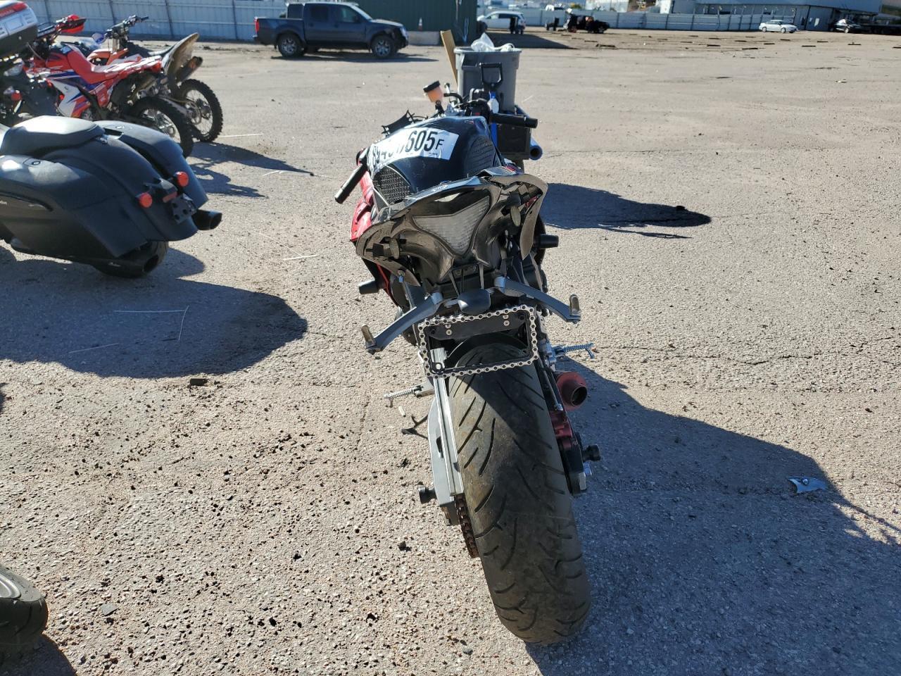 2009 Yamaha Yzfr1 - Фото 4