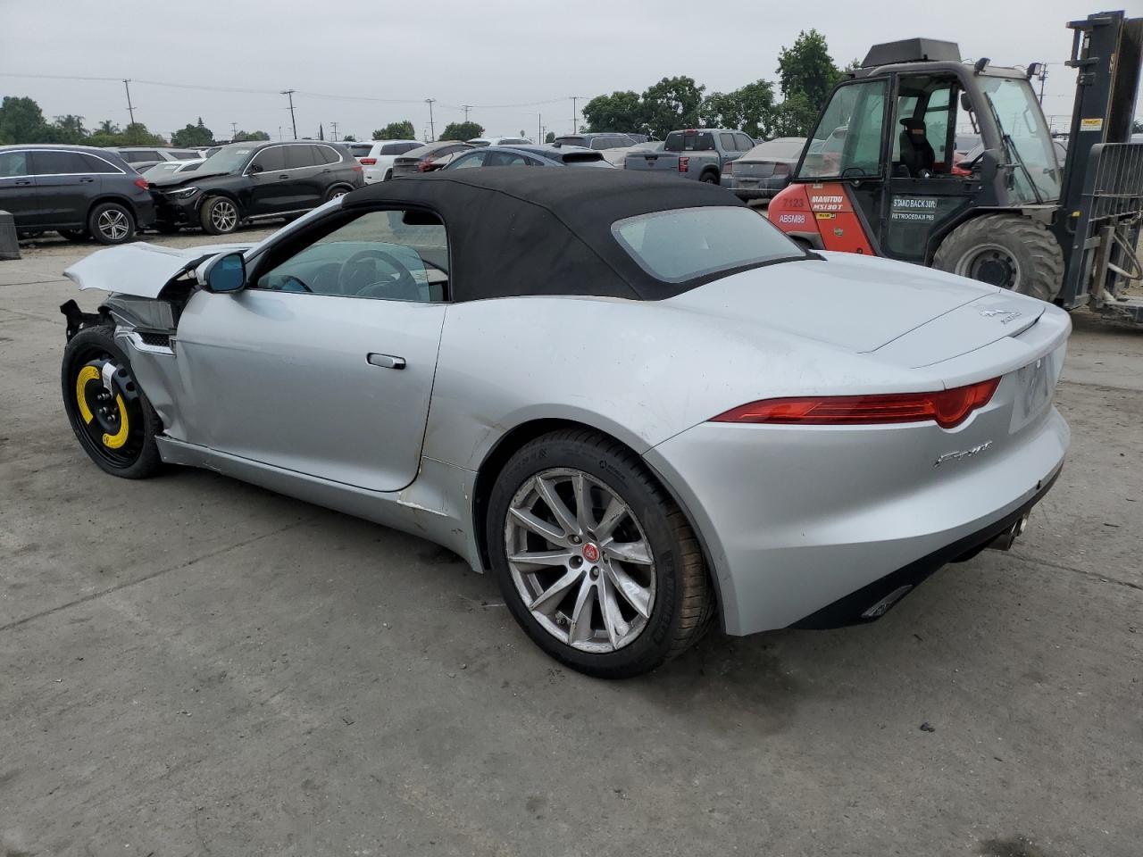 2017 Jaguar F-Type - Фото 2