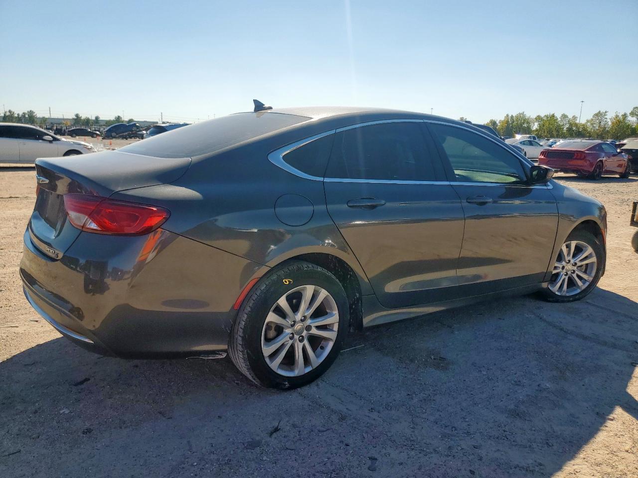 2017 Chrysler 200 Limited - Image 3