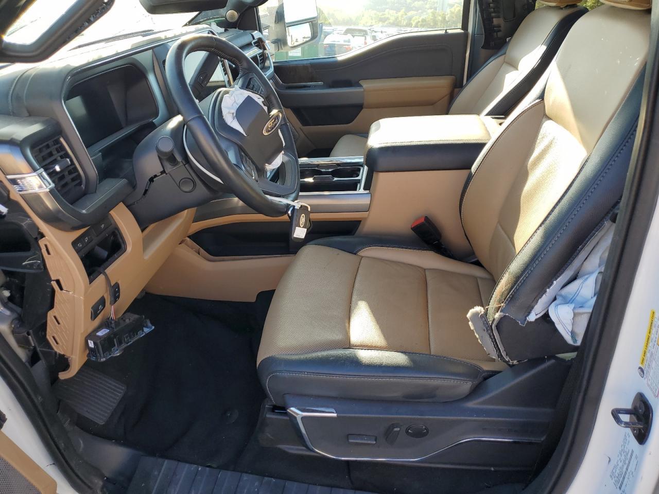 2024 Ford F350 Super Duty - Фото 7