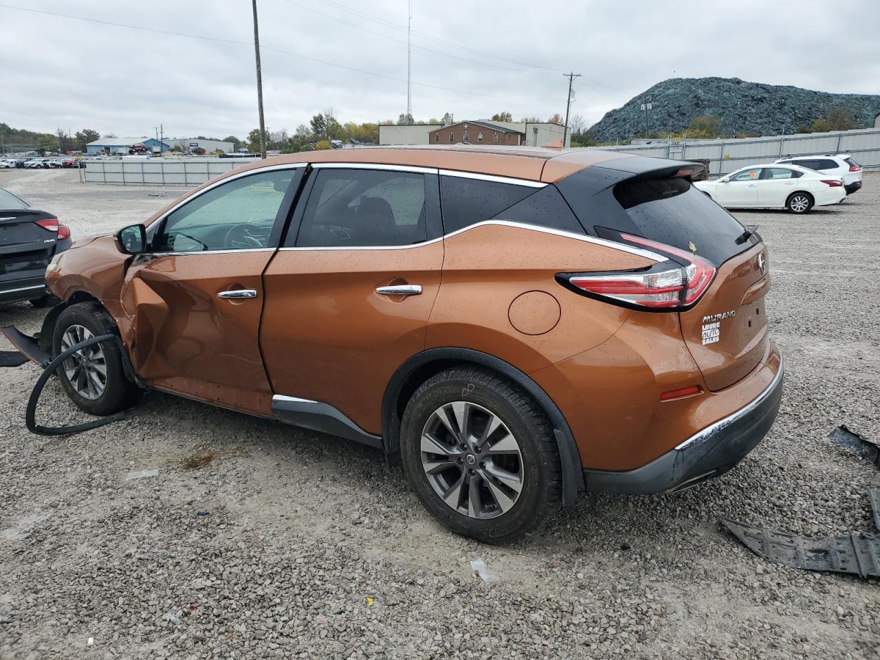 2015 Nissan Murano S - Фото 2