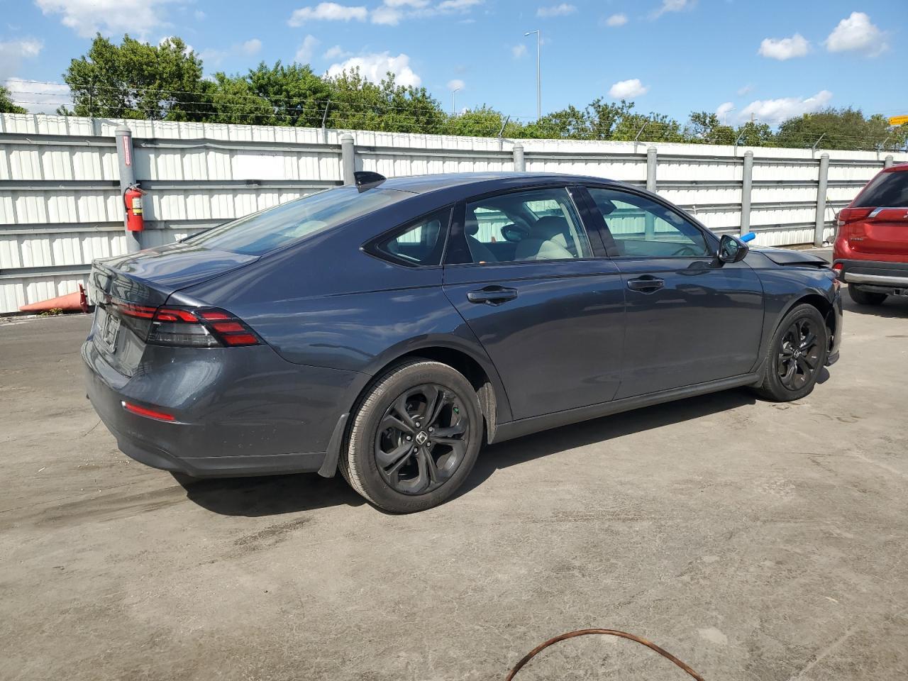 2025 Honda Accord Se - Фото 3