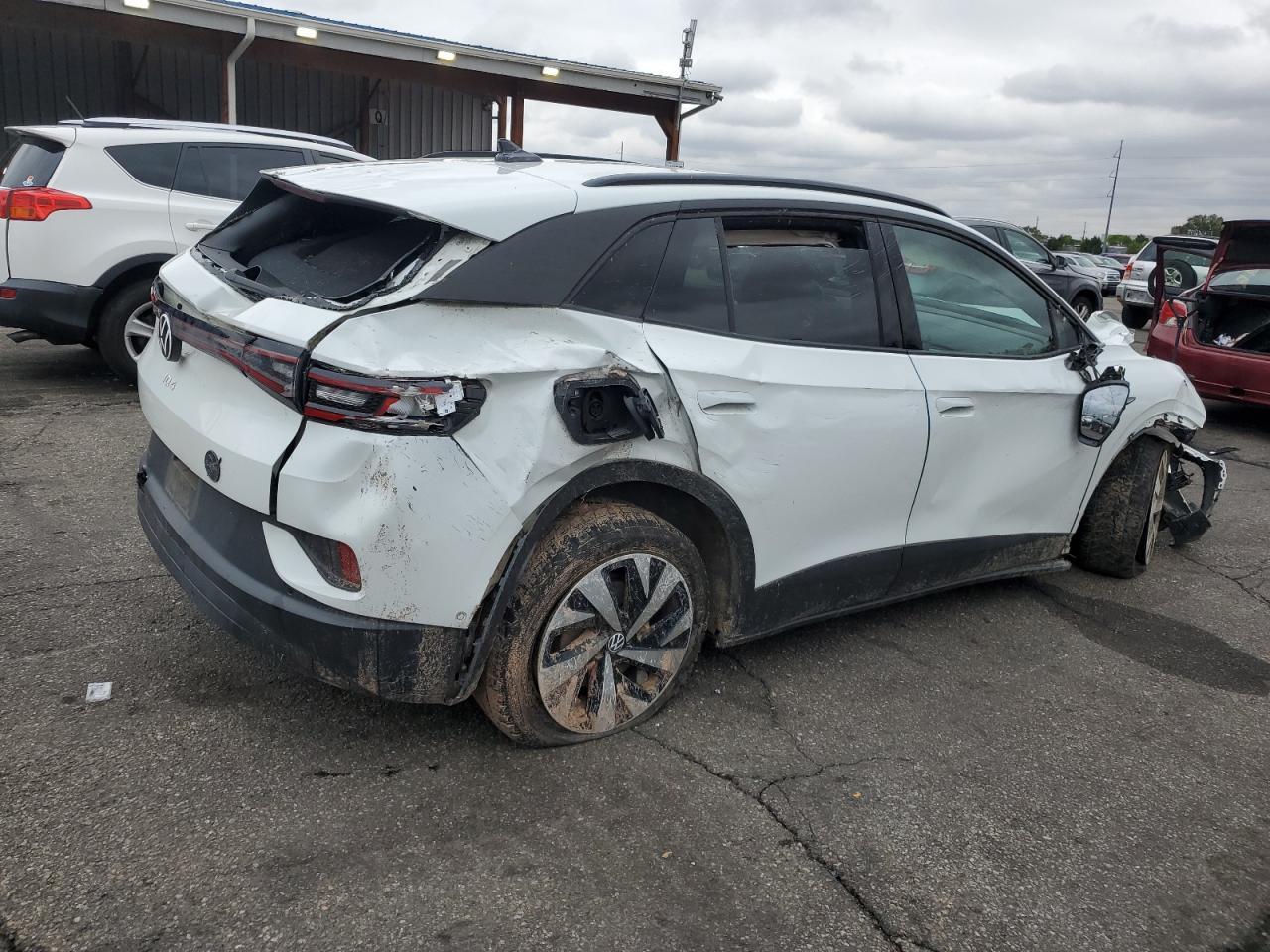 2023 Volkswagen Id.4 Pro - Image 3