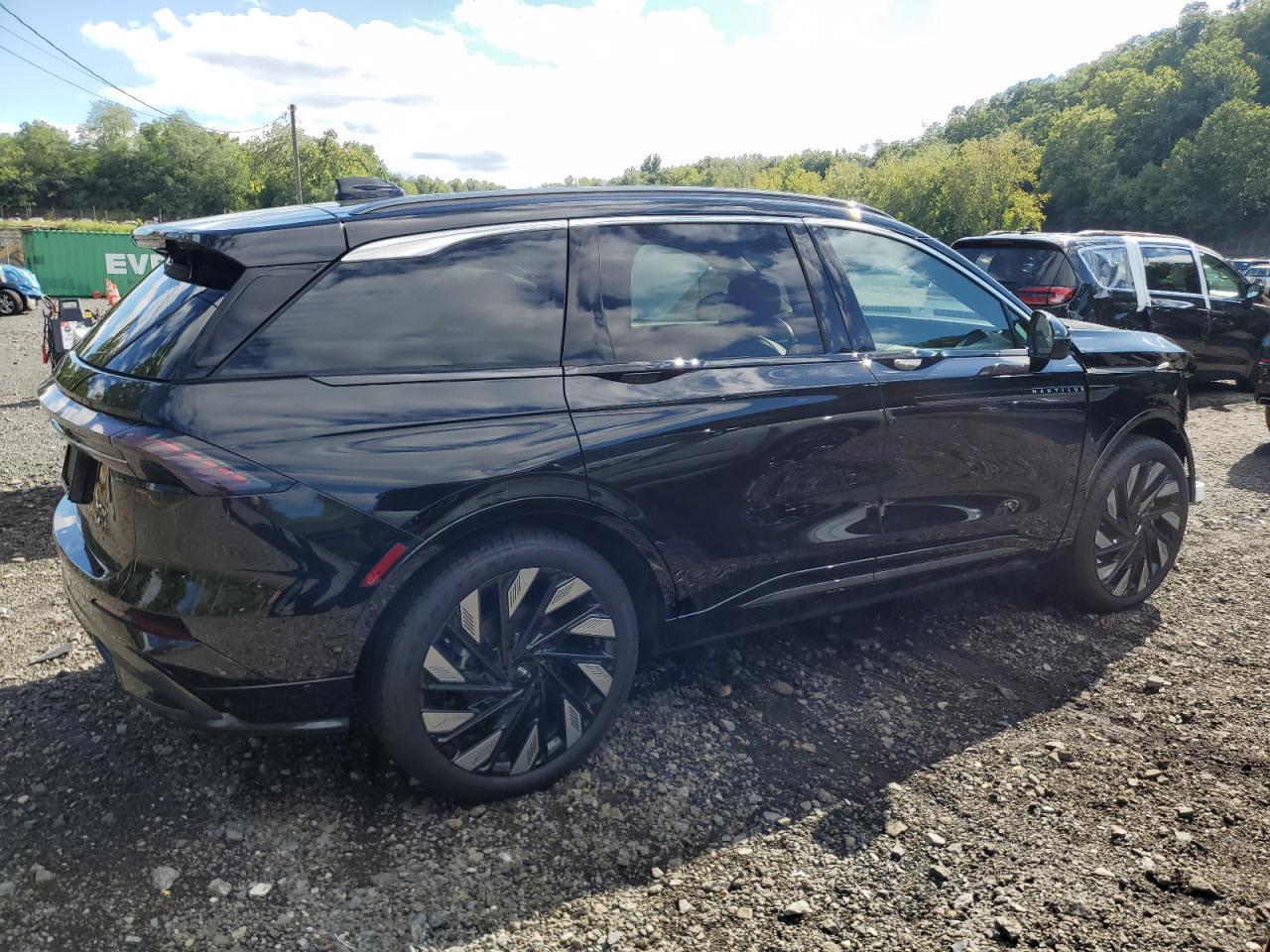 2024 Lincoln Nautilus Black Label - Фото 3