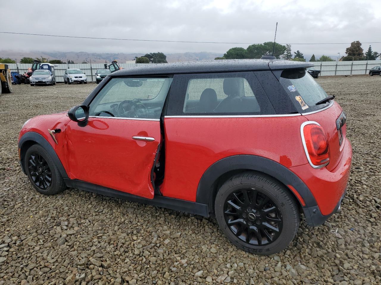 2019 Mini Cooper - Фото 2