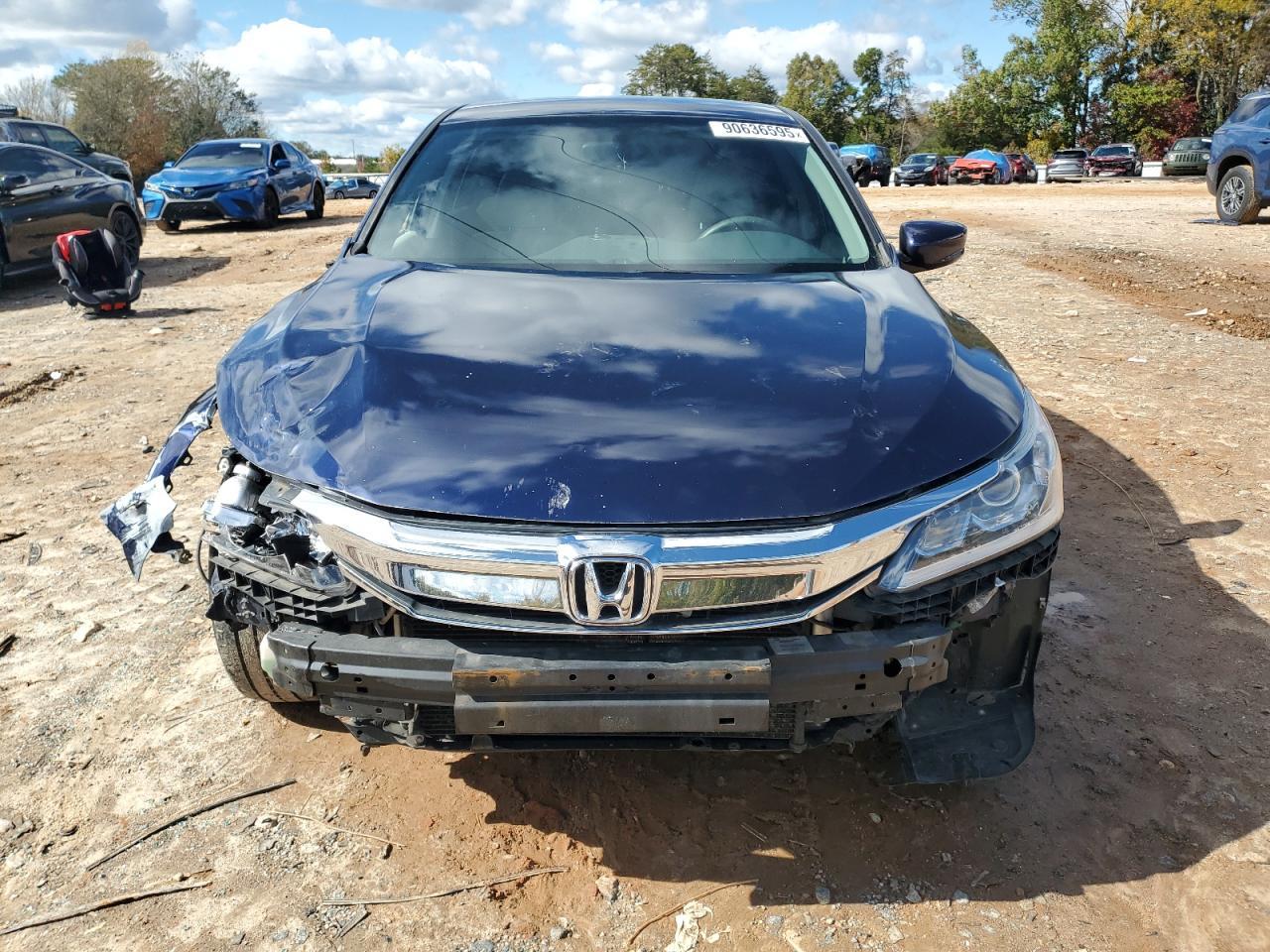 2017 Honda Accord Lx - Фото 5