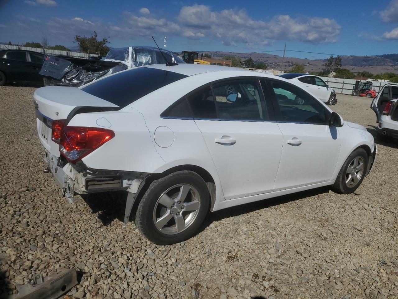 2013 Chevrolet Cruze Lt - Image 3