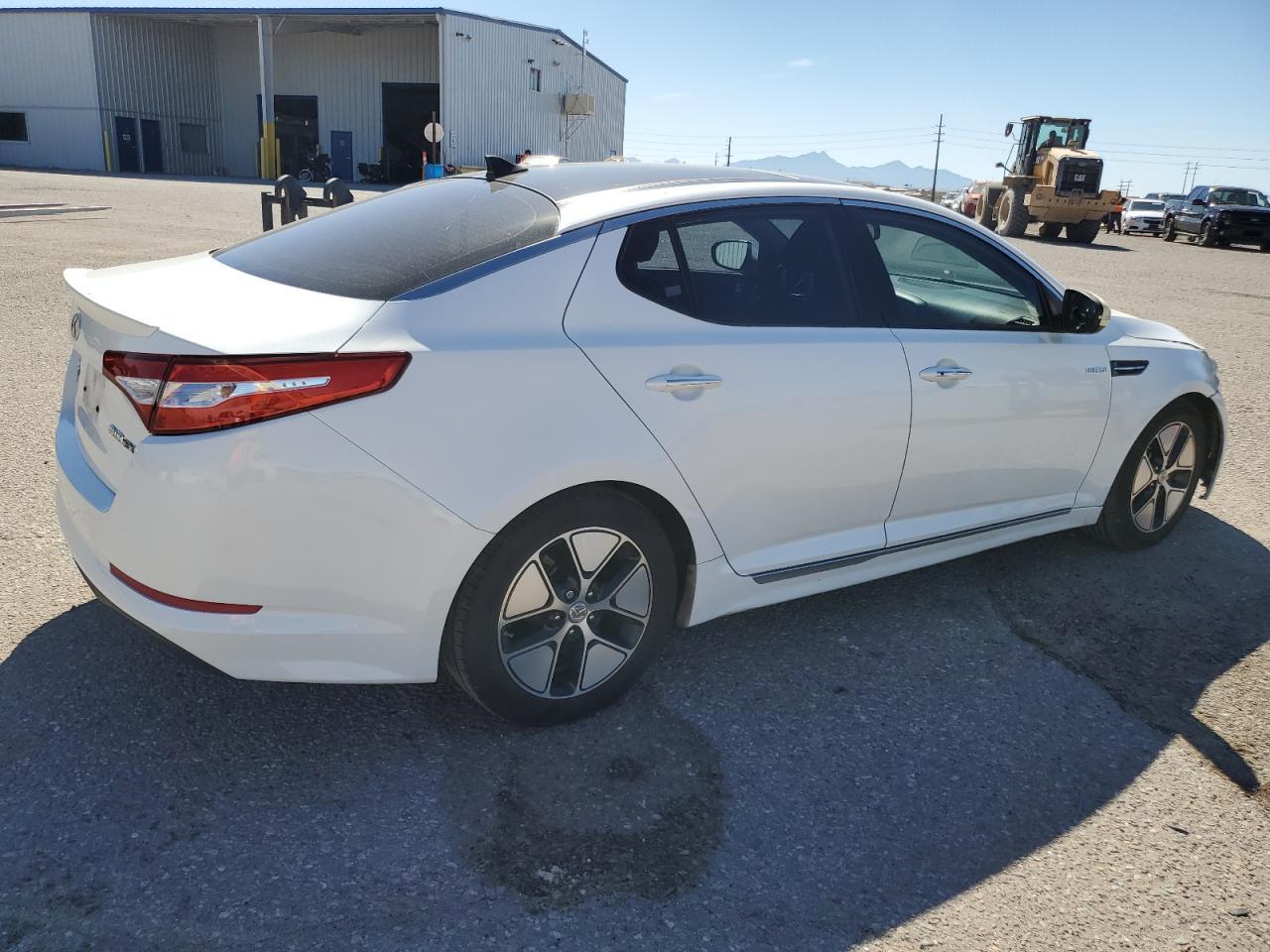 2013 Kia Optima Hybrid - Фото 3