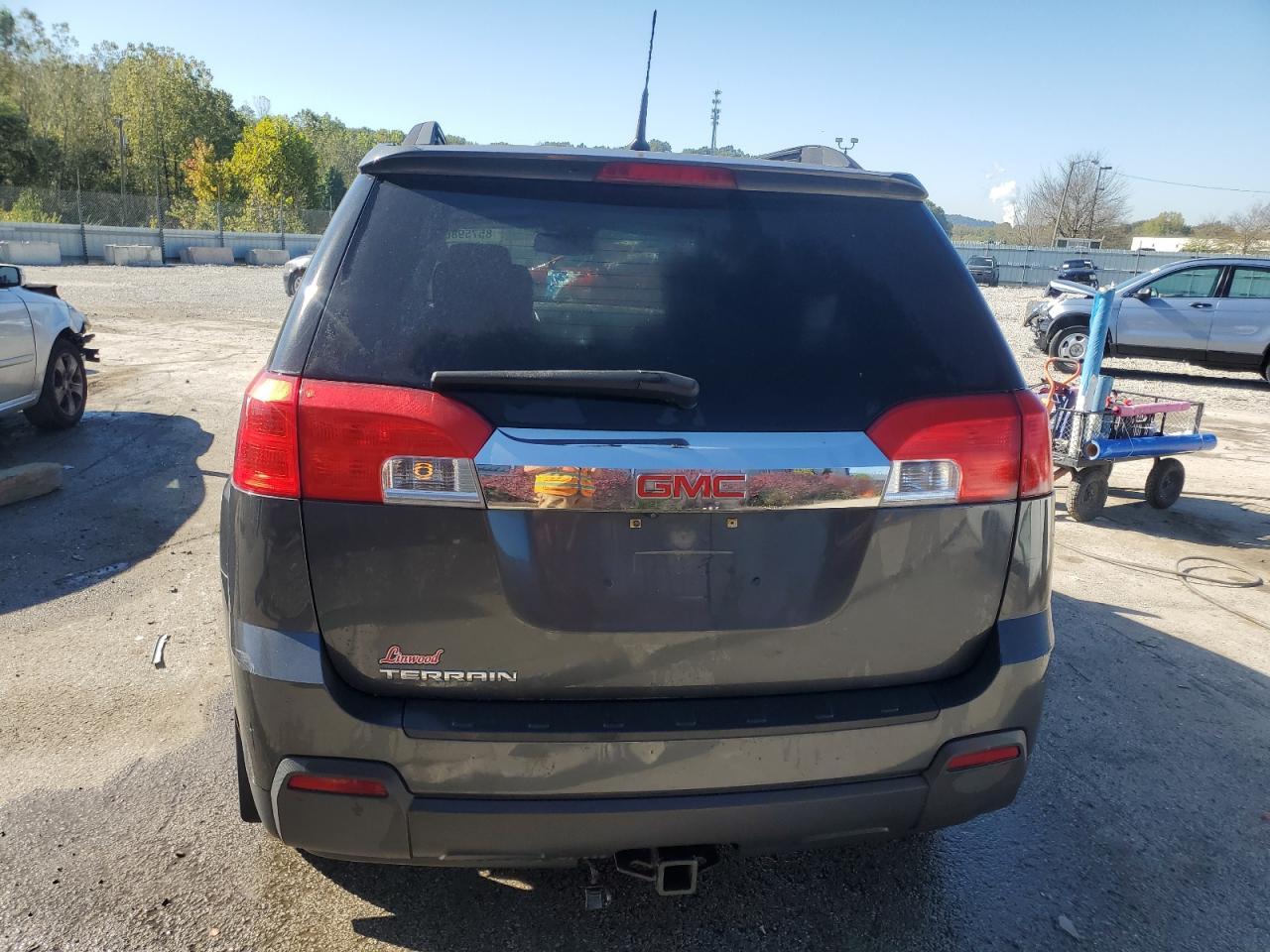 2011 GMC Terrain Slt - Image 6