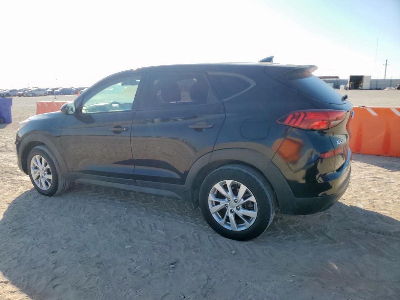 2019 Hyundai Tucson Se - Image 2