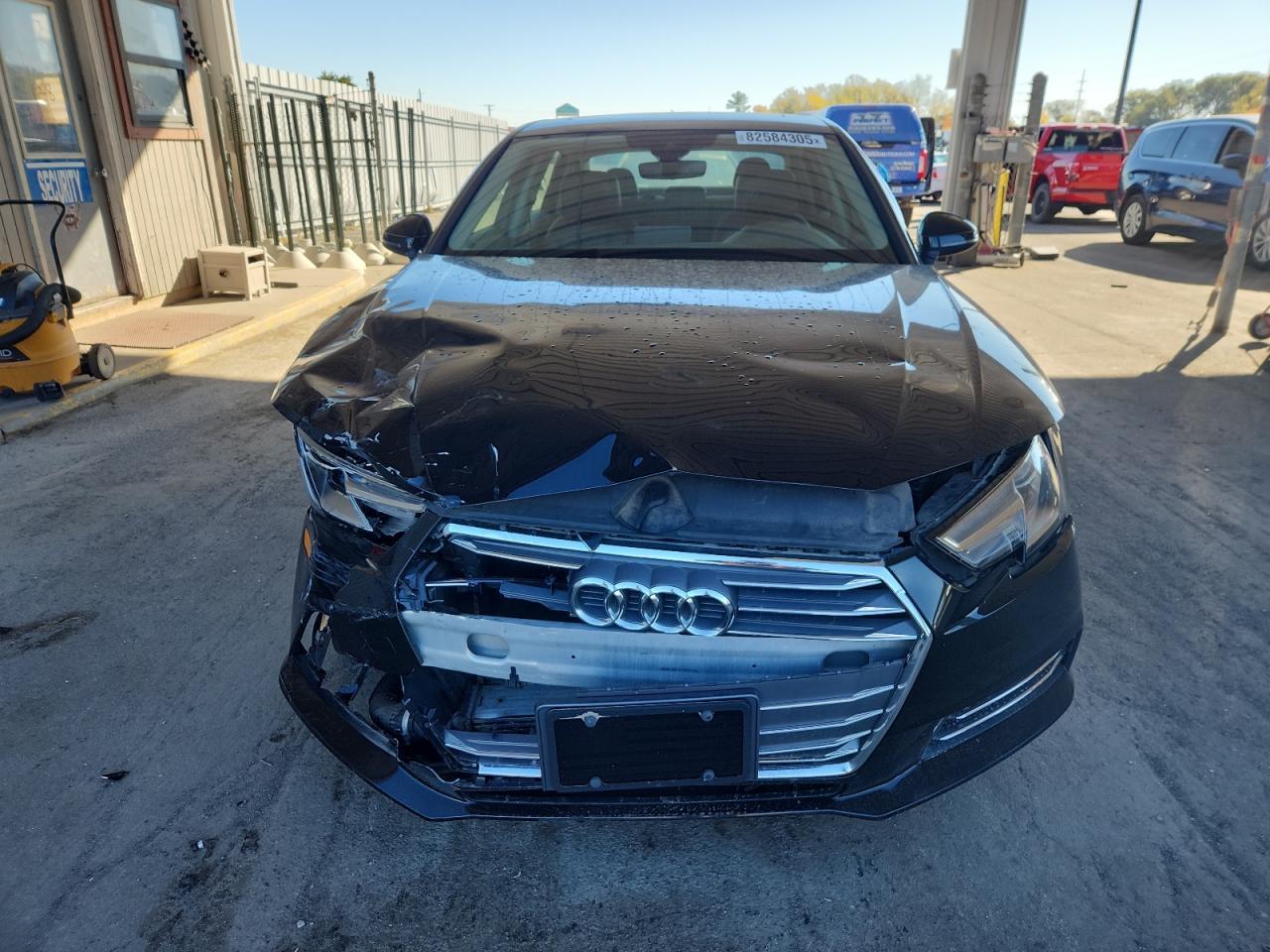 2017 Audi A4 Premium - Фото 5