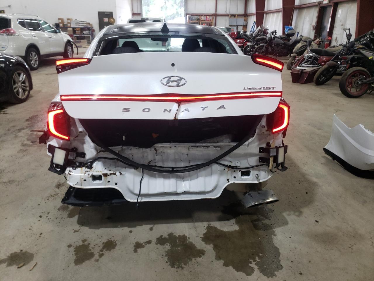 2021 Hyundai Sonata Limited - Image 6