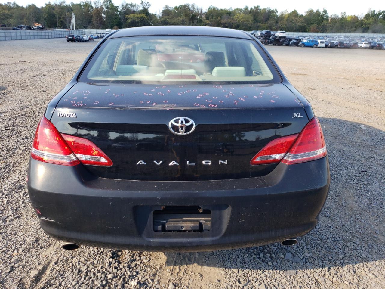 2006 Toyota Avalon Xl - Image 6