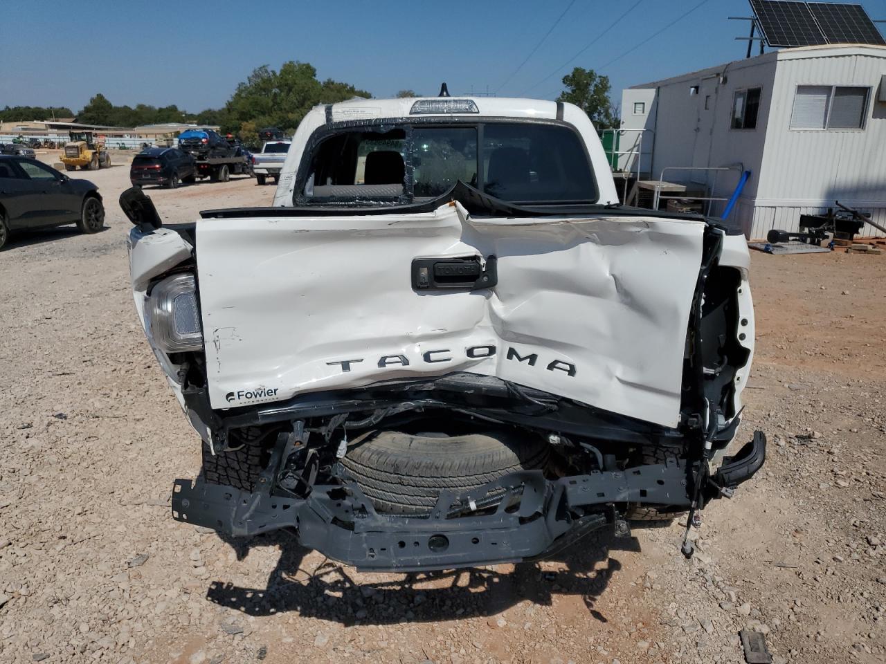 2022 Toyota Tacoma Double Cab - Фото 6