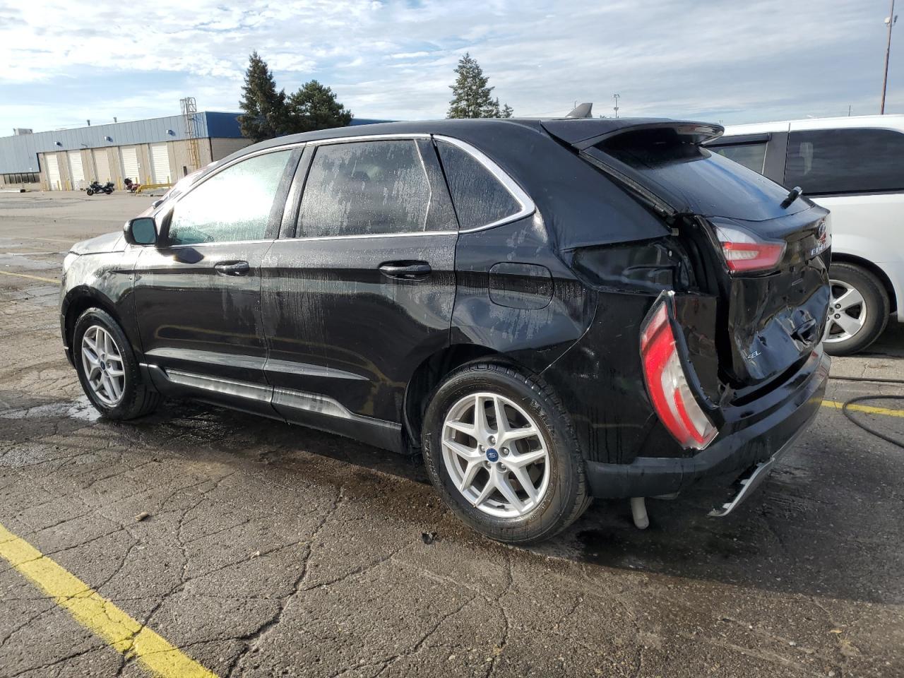 2021 Ford Edge Sel - Фото 2